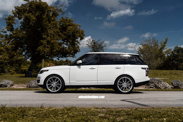 Фото дисков HRE P201 Полированный лак на Land Rover Range Rover IV
