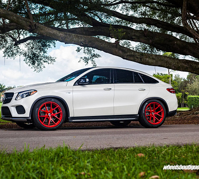Фото дисков HRE P101 на Mercedes-Benz GLE I