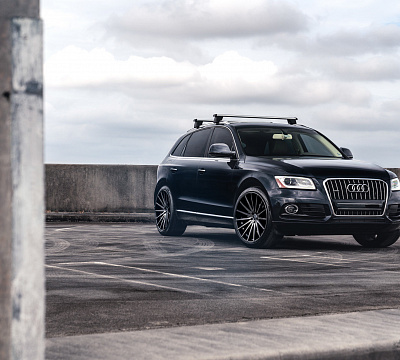 Фото дисков Vossen VFS-2 на Audi Q5 (8R)