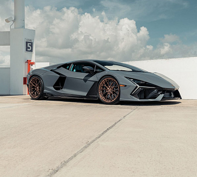 Фото дисков Anrky AN20 на Lamborghini Revuelto