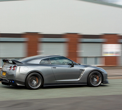 Фото дисков Vossen VFS-6 на Nissan GT-R