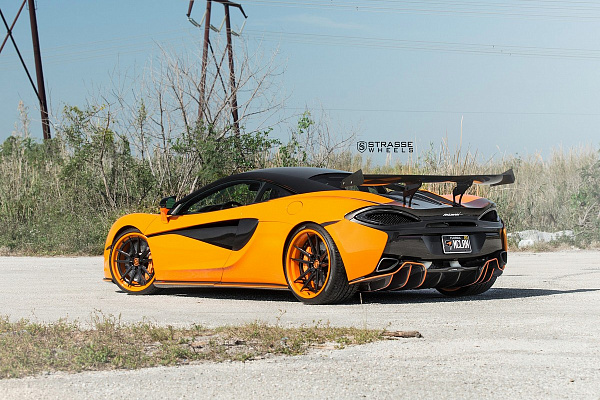 Фото дисков Strasse Wheels SV1 Deep Concave FS Другой цвет на McLaren 570S