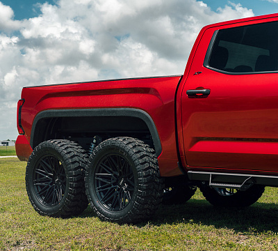 Фото дисков Vossen HF6-5 на Toyota Tundra III