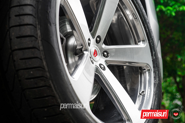 Фото дисков Vossen CG-210 Глянцевый лак на BMW X5/X5 M (G05/G18/F95)
