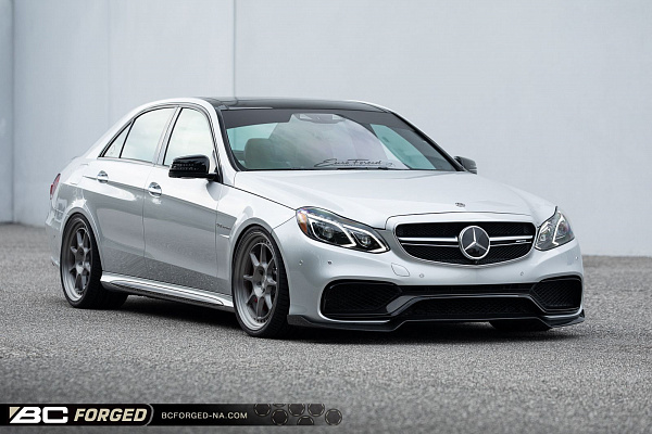 Фото дисков BC Forged LE82 // MLE82 Сатиновый темный лак на Mercedes-Benz E-Class (W212, S212, C207)