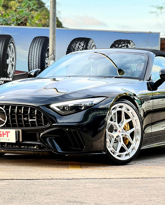 Фото дисков LC3-01T Глянцевый лак на Mercedes-Benz SL (R232)