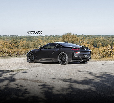 Фото дисков Strasse Wheels SV2 Deep Concave Duoblock на BMW i8