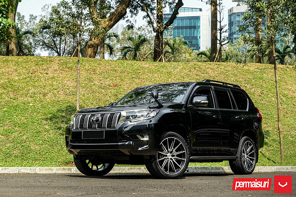 Фото дисков Vossen HF6-1 Алмазная проточка на Toyota Land Cruiser Prado 150