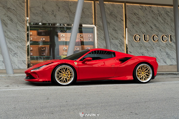 Фото дисков Anrky S3-X1 Сатиновое золото на Ferrari F8