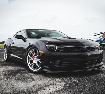 Фото дисков Vossen VFS-6 на Chevrolet Camaro V