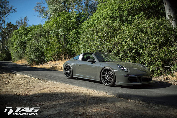 Фото дисков HRE P104 Черный сатин на Porsche 911 VII