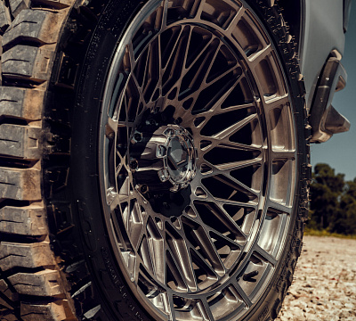 Фото дисков Vossen LCX-03 на GMC Sierra IV