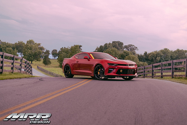 Фото дисков MRR M228 Черный глянец на Chevrolet Camaro VI