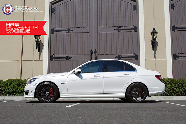 Фото дисков HRE FF01 Черный сатин на Mercedes-Benz C-Class (W204)