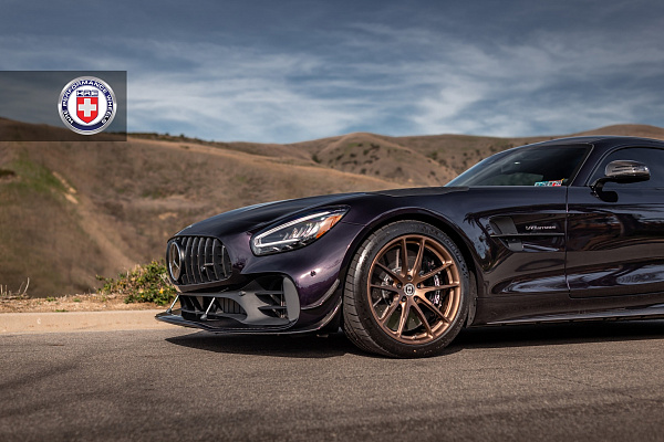 Фото дисков HRE P104 Сатиновая темная медь на Mercedes-Benz AMG GT I