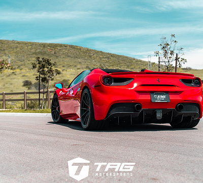 Фото дисков HRE P104SC на Ferrari 488