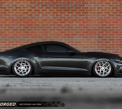 Фото дисков BC Forged HCS02 на Ford Mustang VI