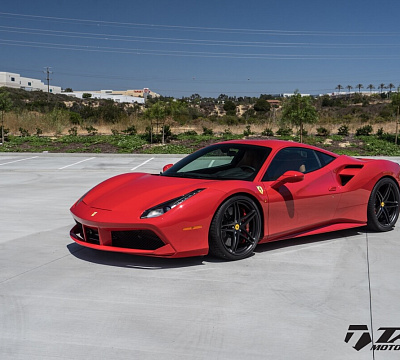 Фото дисков HRE P107 на Ferrari 488