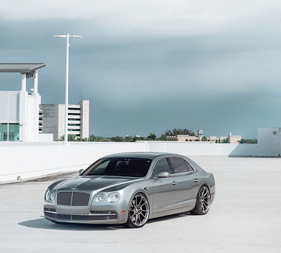 Фото дисков Anrky AN13 на Bentley Flying Spur II