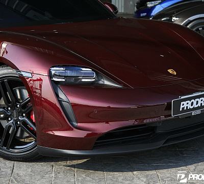 Фото дисков Vossen HF-1 на Porsche Taycan I