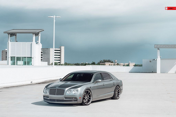 Фото дисков Anrky AN13 Глянцевый тонированный лак на Bentley Flying Spur II