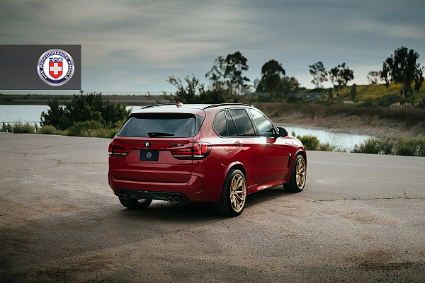 Фото дисков HRE P201 Сатиновое золото на BMW X5/X5 M (F15/F85)