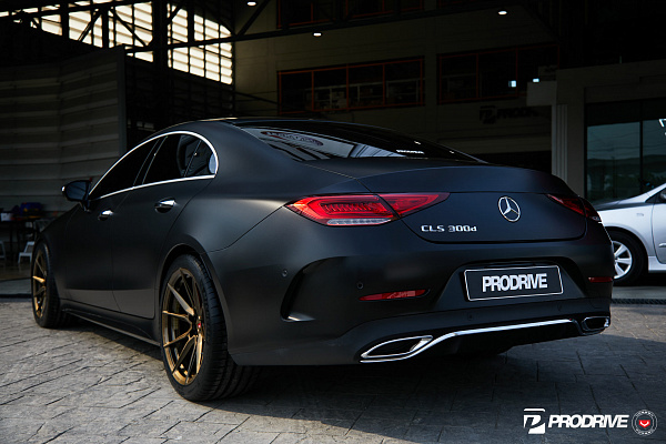 Фото дисков Vossen EVO-2 Глянцевая бронза на Mercedes-Benz CLS (C257)