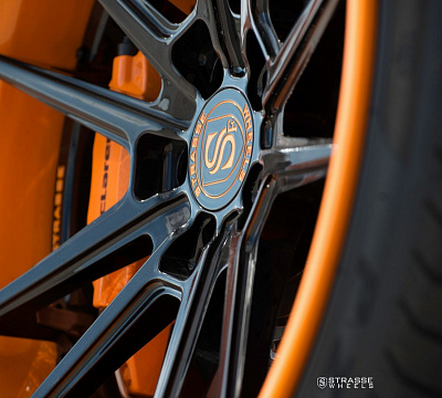Фото дисков Strasse Wheels SV1 Deep Concave FS на McLaren 570S