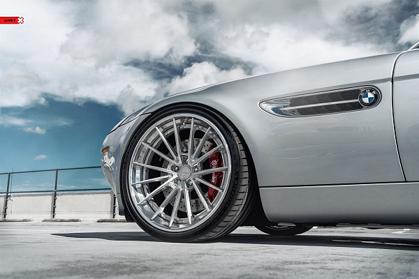 Фото дисков Anrky AN39 Глянцевый лак на BMW Z8