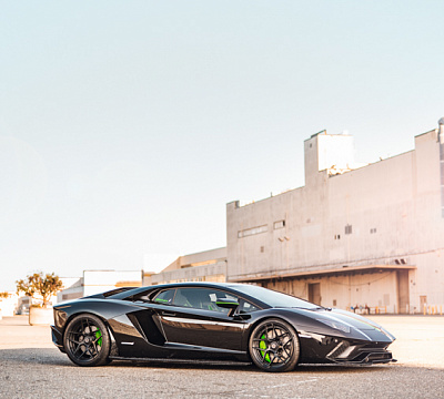 Фото дисков Brixton Forged PF7 на Lamborghini Aventador