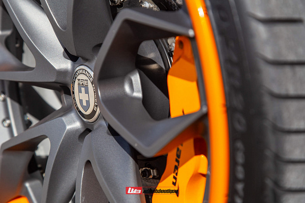 Фото дисков HRE S201 Сатиновый графит на McLaren 570S