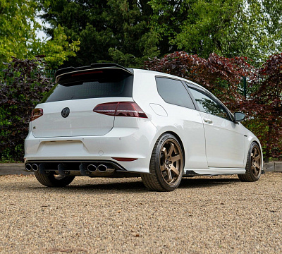 Фото дисков Bola B1 на Volkswagen Golf VII