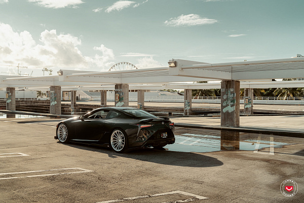Фото дисков Vossen VPS-2 (3-Piece) Глянцевый лак на Lexus LC 500