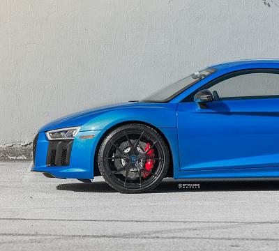 Фото дисков Strasse Wheels SM5R Deep Concave Monoblock на Audi R8 (4S)