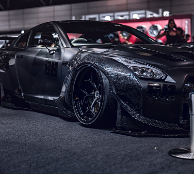 Фото дисков Brixton Forged PF5 на Nissan GT-R