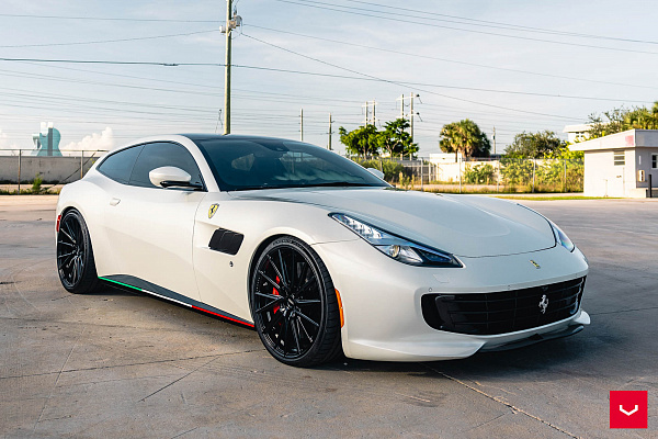 Ferrari GTC4Lusso