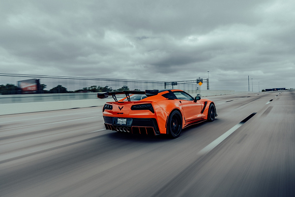 Фото дисков Strasse Wheels SM5R Deep Concave FS Другой цвет на Chevrolet Corvette C7