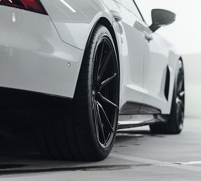 Фото дисков Vossen HF-3 на Audi E-tron GT