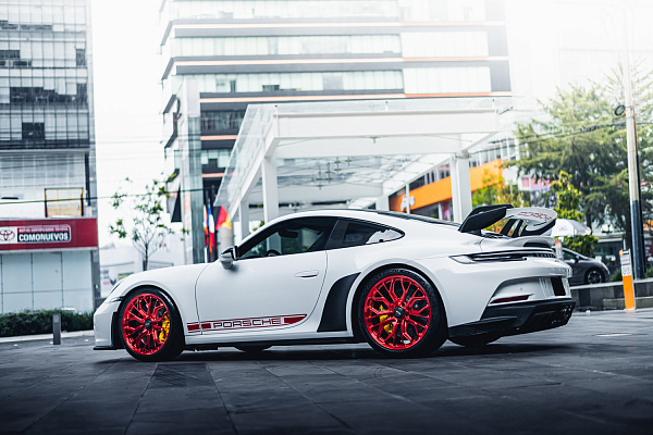 Porsche 992 GT3