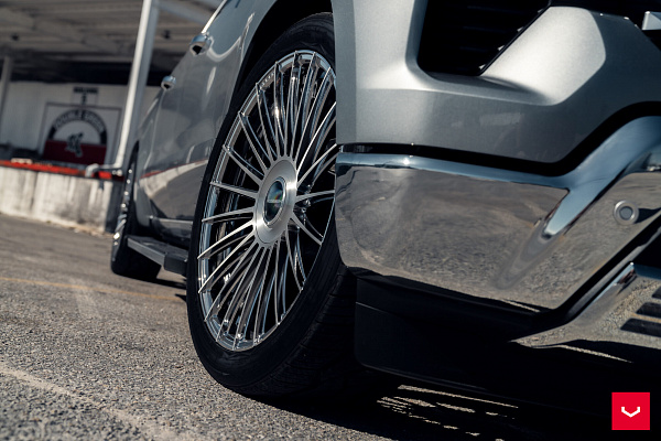 Фото дисков Vossen HF-8 Глянцевый лак на Chevrolet Silverado IV