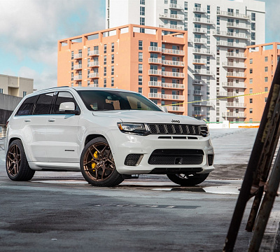 Фото дисков Anrky S1-X4 на Jeep Grand Cherokee IV