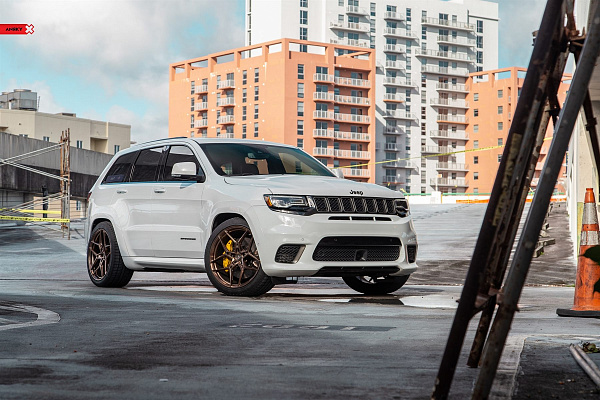 Фото дисков Anrky S1-X4 Глянцевая бронза на Jeep Grand Cherokee IV