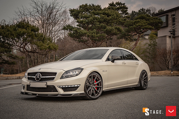Фото дисков Vossen HF-3 Сатиновый графит на Mercedes-Benz CLS (C218)