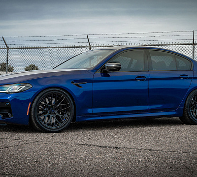 Фото дисков Strasse Wheels SV10M Deep Concave Duoblock на BMW 5/M5 (G30/F90)