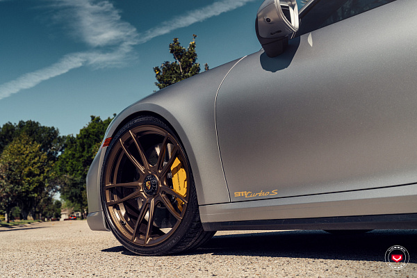 Фото дисков Vossen S17-06 Сатиновая бронза на Porsche 911 VIII
