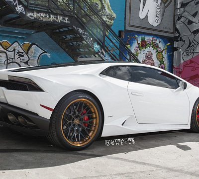 Фото дисков Strasse Wheels SV10M Deep Concave FS на Lamborghini Huracan