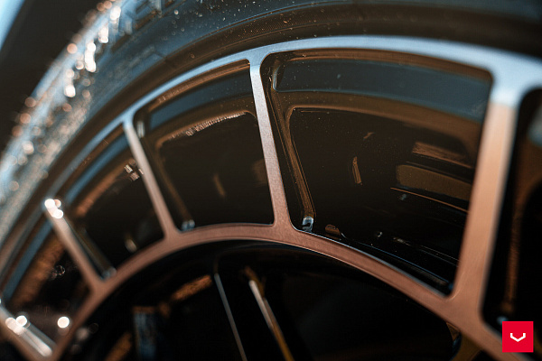 Фото дисков Vossen HFX-1 (6-Lug) Черный глянец на Toyota Tundra III