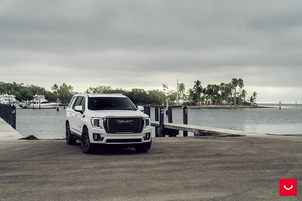 Фото дисков Vossen HFX-1 (6-Lug) Черный глянец на GMC Yukon V