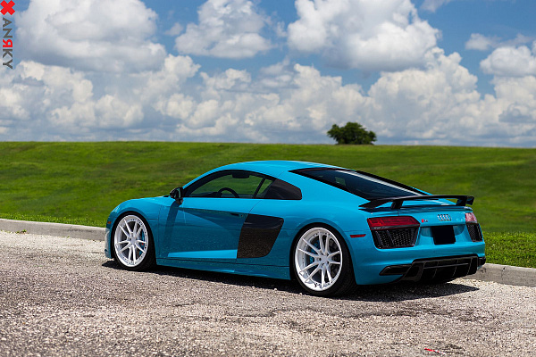 Фото дисков Anrky AN34 Белый сатин на Audi R8 (4S)