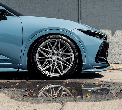 Фото дисков Vossen HF-7 на Toyota Crown S230